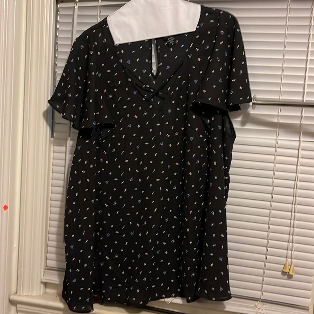 Torrid shirt